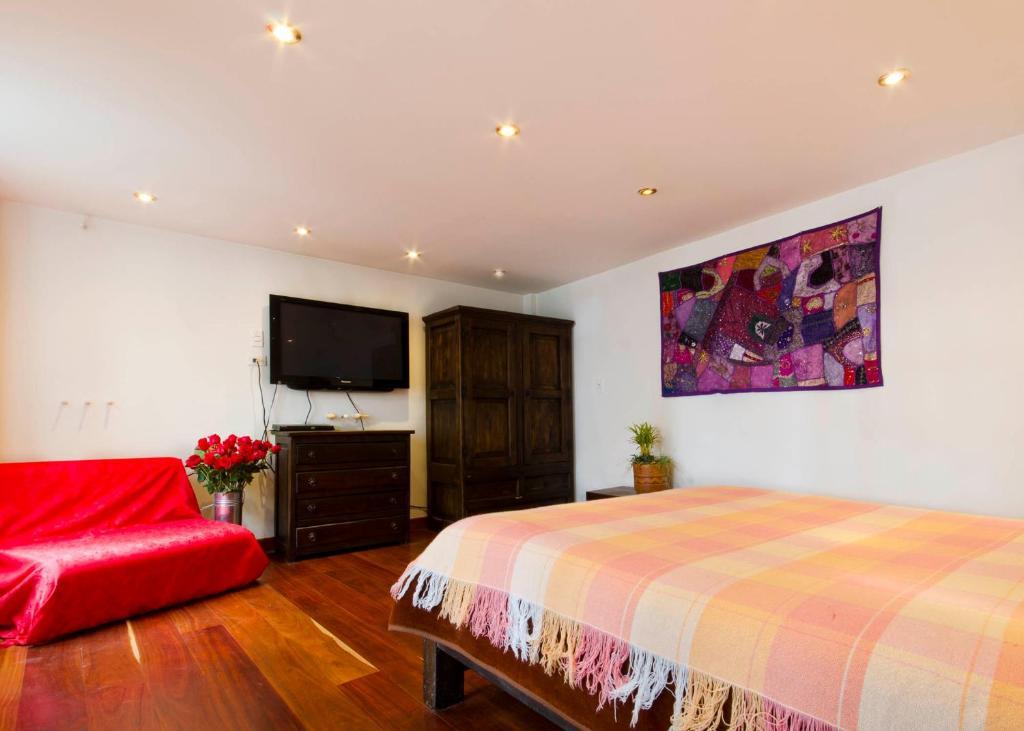 Bed&Breakfast Chorro De Quevedo Bogota Room photo